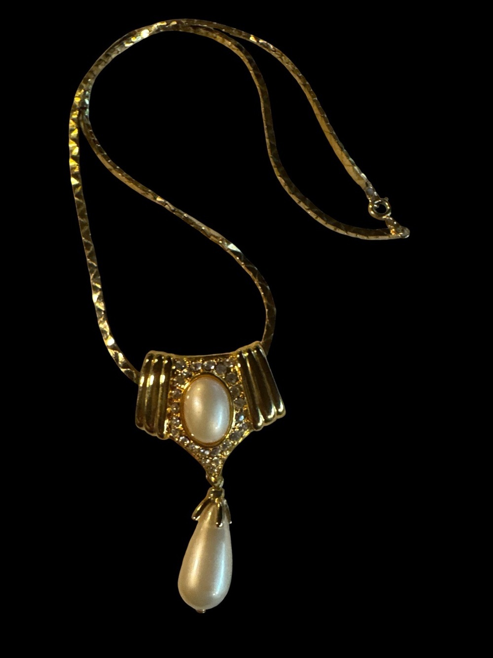 Vintage Gold Pearl Drop with crystal Accents Pendant Necklace - Unbranded